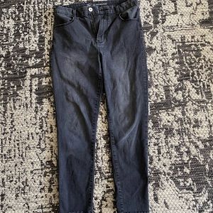 Black skinny jeans from NO BOUNDARIES